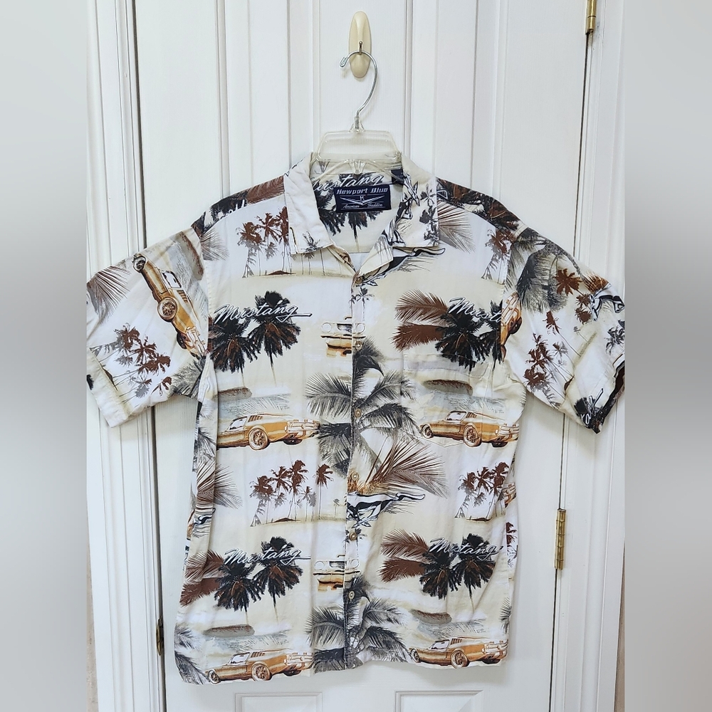 Mens Short Sleeve Shirt Hawaiian Mustang